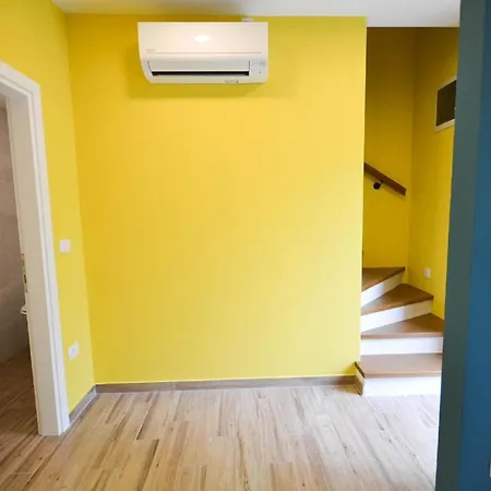 Daire Modernes In Novigrad Mit Privatem Parkplatz Karpinjan